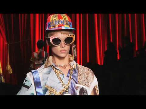 Moschino Milan Woman FW17-18
