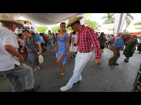 😱 Se descontrolaron las FIESTAS DE SAN AGUSTIN en Xilitla