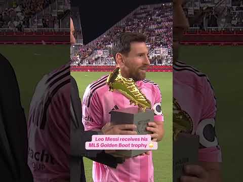 29 goals in 28 regular season games. Another Golden Boot for Messi 🏆