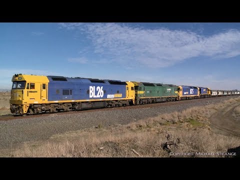 1MC6 Pacific National Grain Train - PoathTV Australian Railways