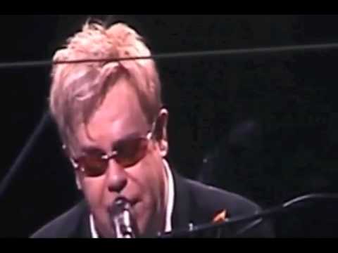 Elton John and Billy Joel-Just The Way You Are (Live in Philadelphia-30th July 2009)