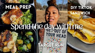VLOG: Making viral Waffle House sandwich, looking for tabitha brown @ target, & meal prepping