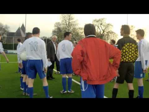 Opening kunstgras vv't goy