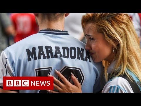迭戈-馬拉多納：數千人悼念足球偶像 - BBC News (Diego Maradona: Thousands mourn football icon - BBC News)