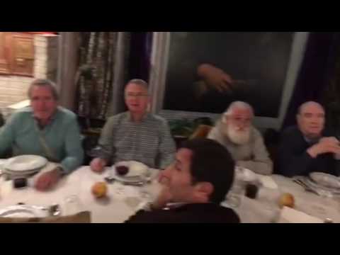 Reunión mensual de antiguos alumnos del colegio Loyola de Oviedo