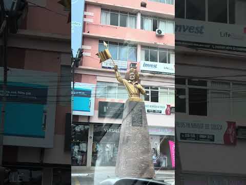 Muito movimentação nas ruas centrais de Manhuaçu Minas Gerais ￼