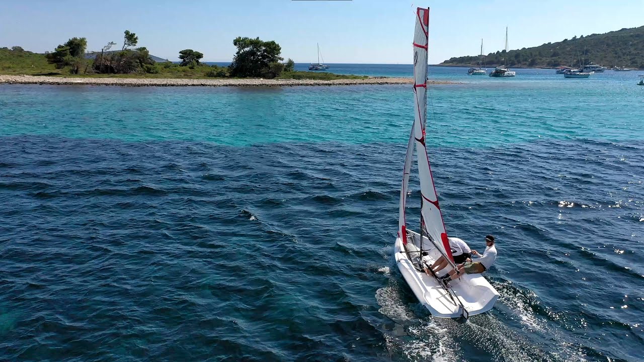 Trailer Beneteau First 14 SE