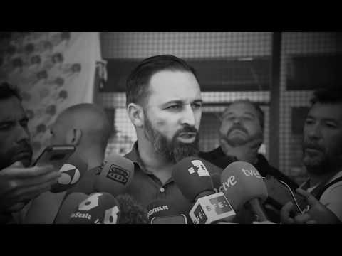 Elegantes rompedores de papeletas en España