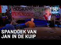 Speciaal spandoek van Jan in De Kuip: 'Boskamp steunt Feyenoord door dik en dun' | VERONICA INSIDE