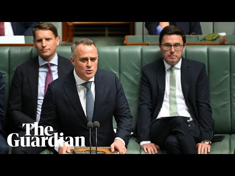 Tim Wilson stuns Australian parliament with attempt at singing Billy Joel song