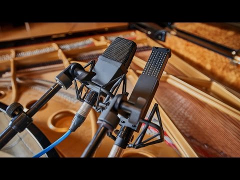 4400a vs. VR2 - Jazz Piano