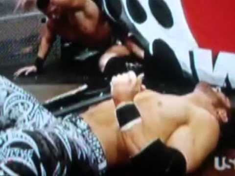 WWE RAW 01/03/11- John Morrison SUPER TABLE SPOT