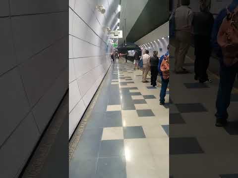 metro observatorio Santiago de Chile el bosque