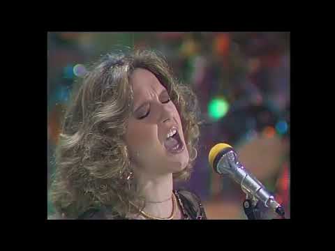 Loretta Goggi - 'Maledetta primavera' - Sanremo 1981 - Remastered HD