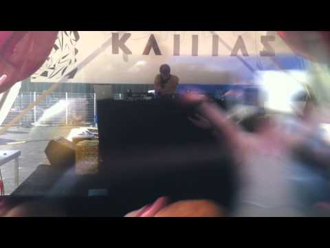 Erster Mai in Berlin Tempelhof. Open Air. Alle Farben. Electro Swing.