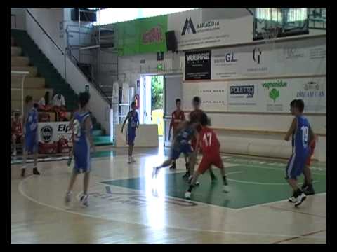 Sacrata P.P.Picena - Azzurra Trieste 23.07.2011.WMV