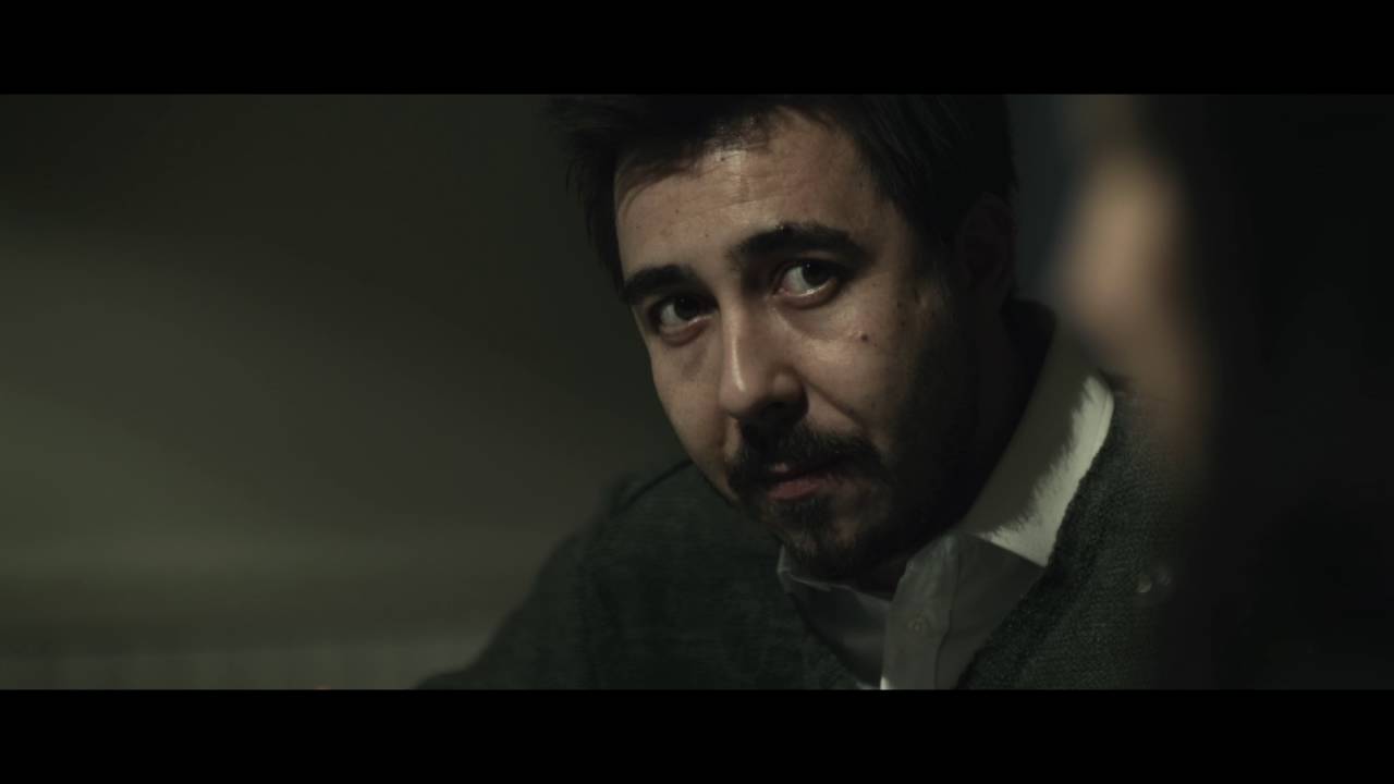 Yeryüzündesin. Bunun Bir Tedavisi Yok. - Fragman