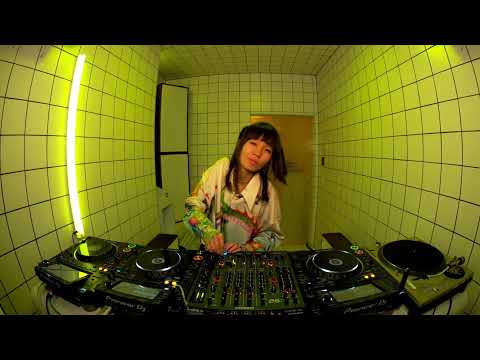 Polygonia | HÖR - Jan 13 / 2023