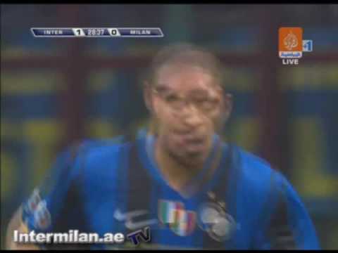 Inter-Milan 2-1 gol di Adriano.