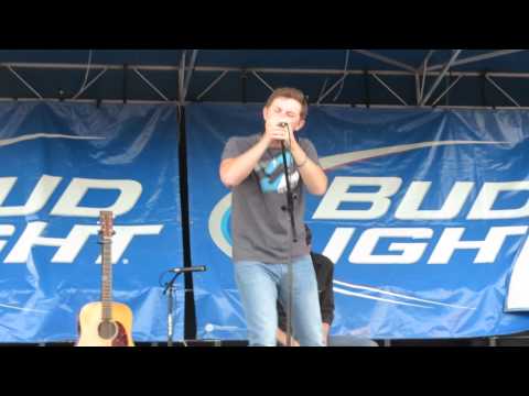 Scotty McCreery Clovis CA 6-21-14 NOW