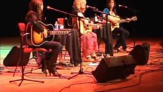 Waiting For The Light To Turn Green -  Gretchen Peters, Suzy Bogguss &amp; Matraca Berg