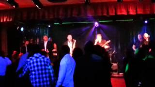 Rats in The Kitchen Live 21/12/2013 Tribute NELSON MANDELA RIP (UB40 - Sing Our Own Song 1986)