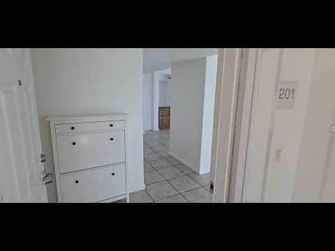 1748 Colby Ave property video