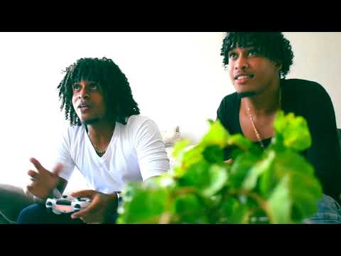 WHITE BADA    FT   Lloyd dy    (HARD GYAL)