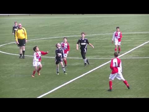 Isaiah Ahmed UVV JO12-1 - VV Maarssen JO12-1 2de helft (2-2)