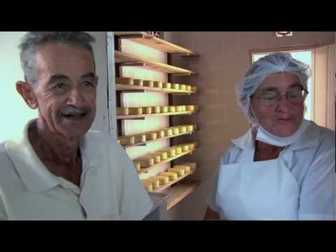 O Mineiro e o Queijo - Trailer Oficial 1