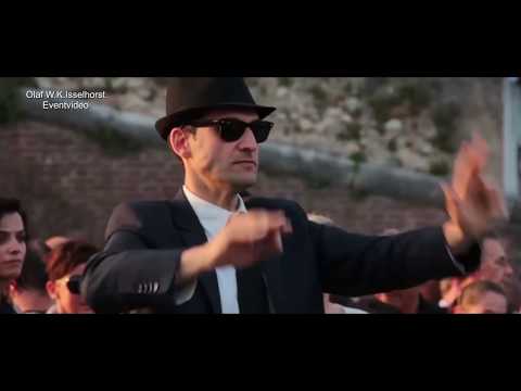 Italien - Gardasee   Peschiera Blues Brothers Flash Mob
