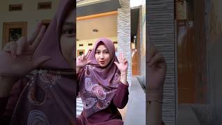 Download lagu mama muda ga mau kalah😍 #shorts #joget #cantik #storywa #trending mp3 Download lagu mama muda ga mau kalah😍 #shorts #joget #cantik #storywa #trending mp3