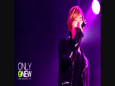 [FANCAM] 101128 Onew- Replay Boom Track (eye-contact) @ GS 20 ♥ Concert