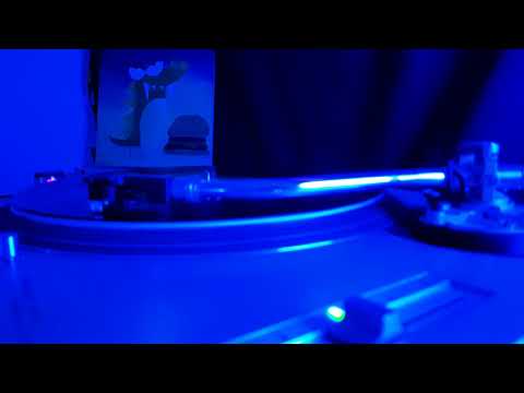 King Cheez presents SYSTM023 / Eastern Roots And Idavid - Freedom Fighter