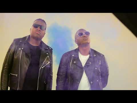 Stills By Tom x #CliffMixwell Studio Photoshoot