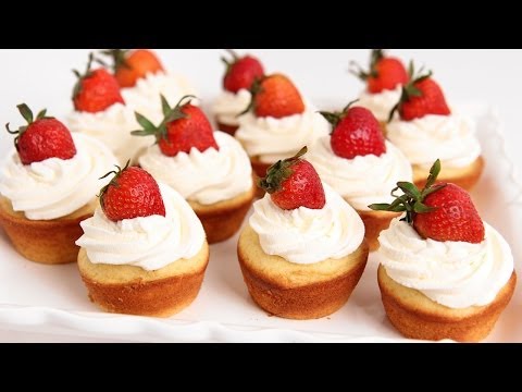 download lagu mp3 mp4 Strawberry Shortcake In Cupcake Pan, download lagu Strawberry Shortcake In Cupcake Pan gratis, unduh video klip Strawberry Shortcake In Cupcake Pan