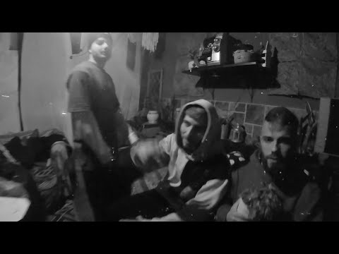 NIZE H x J RIVES x SETH - ACARICIANDO HORMIGAS