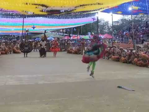 Miss caipira Eduarda Moraes Campeã forró sanfonado - Tracuateua 2019