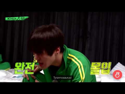 minhyuk singing the tyrannosaurus song while changkyun plays music with shownu's butt