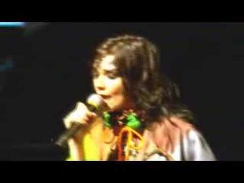 Bjork - Pagan Poetry Live at Glastonbury 2007