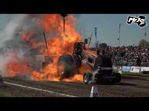 Maximum Risk fire Tractor Pulling Füchtorf 2025 Zoom by MrJo