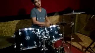 Download lagu Sid - Pulang mp3 Download lagu Sid - Pulang mp3