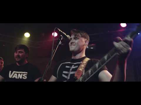 A HUNDRED CROWNS - THE HIGHS (OFFICIAL MUSIC VIDEO)