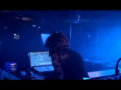 FLOEUR- Live EXTRACT @ Batofar, Paris. 6.11.14