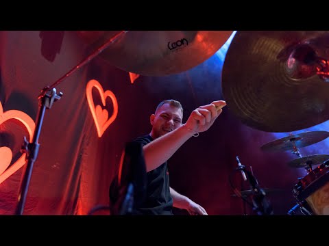 Dodirni mi kolena(drums Live)