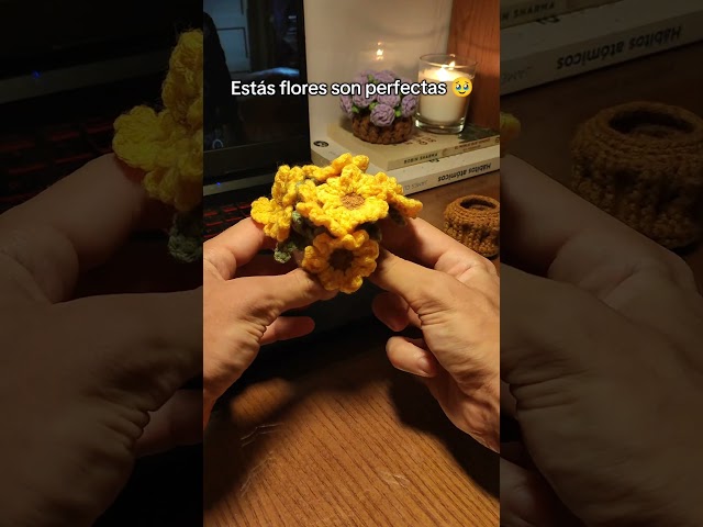 Vídeo relacionado con AUAUY 6 Piezas Posavasos de Silicona, Antideslizante Aislante Redonda Posavasos Diseño Engrosado (0,28 Pulgadas) con Base para Tazas Café, Tazas Té, Vasos - Negro