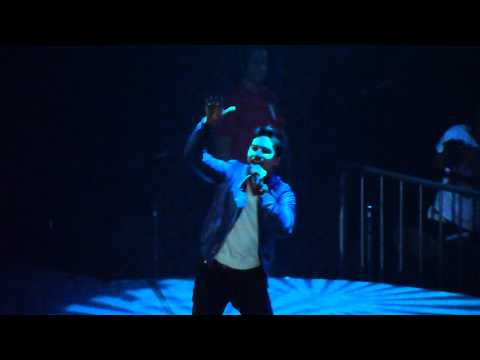 110604 - 2ne1 The Party - Christian B. Just the way you are 1.MTS