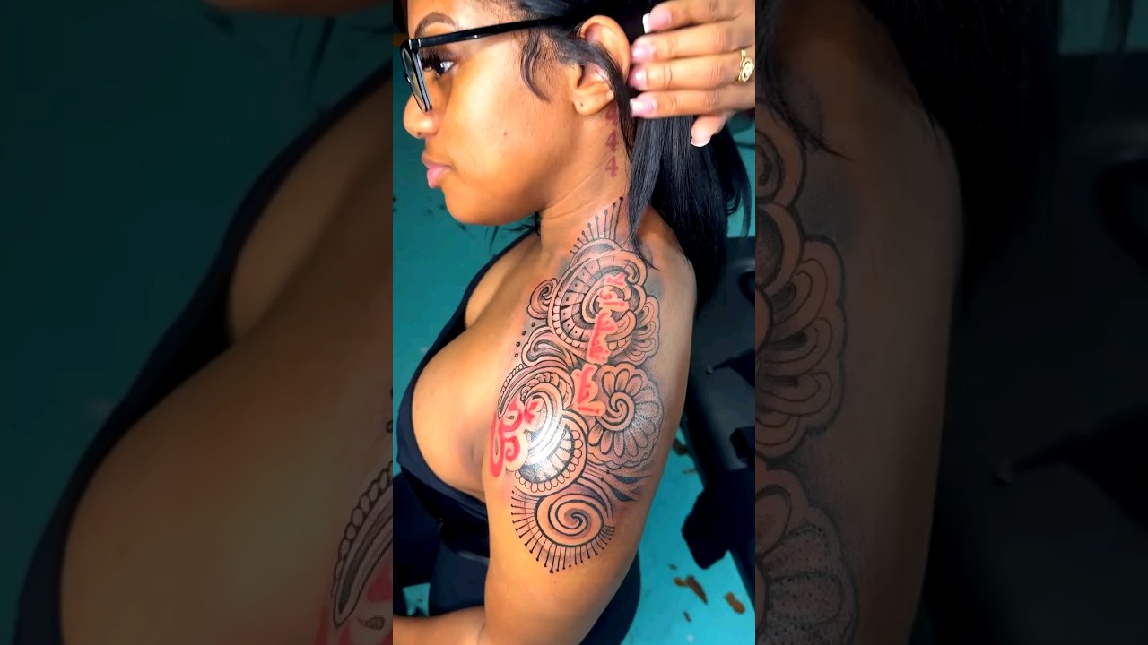 Beautiful  geometric shape tattoo generally signifies balance, order by artist: @playhousefhat