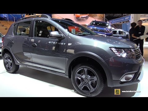 2018 Dacia Sandero Stepway - Exterior and Interior Walkaround - 2017 Frankfurt Auto Show