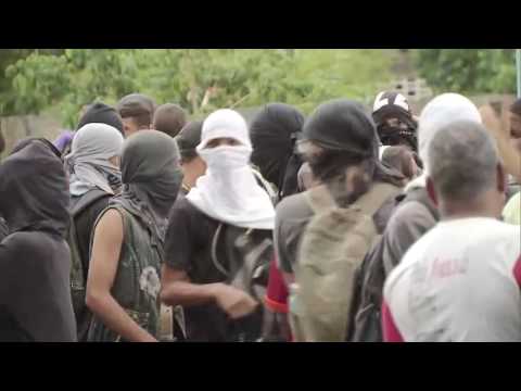 Houve confronto entre os policiais e manifestantes que foram as ruas protestar contra o aumento das